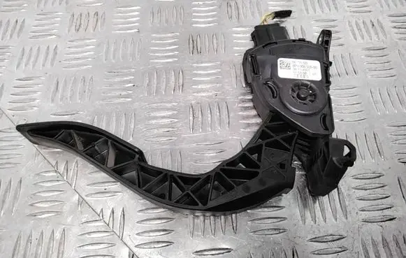 Audi A4 S4 B8 8K Accelerator throttle pedal 8K1721523 09102007 6PV00950500