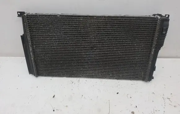 BMW 2 F22 F23 Coolant radiator 15272311 M151515B 7600511