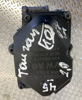 Volkswagen Touran I Throttle valve 03G1280630