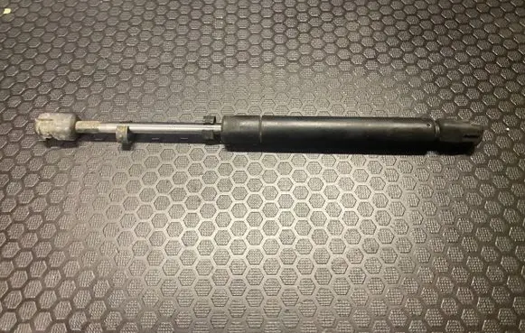 Audi A6 S6 C5 4B Tailgate/trunk strut/damper 4B5827552A