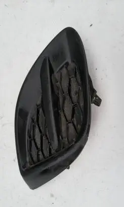 Mazda 2 Front bumper lower grill DR6250C11
