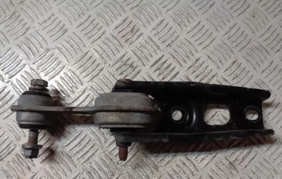 Dacia Duster II Gearbox mount 113605003R 113606335R 113320701R