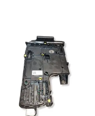 Tesla Model Y Central body control module 165765000C 1657650