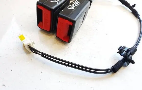 Peugeot 508 Rear seatbelt buckle 96561757XT