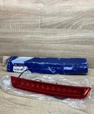 Hyundai Tucson TL Third/center stoplight 92700D7000