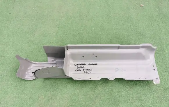 Isuzu D-Max Muffler mount bracket/holder 