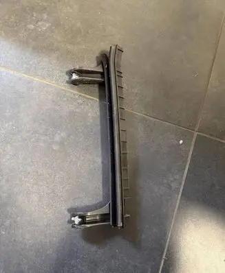 Jeep Renegade Sliding door lower roller guide/hinge 