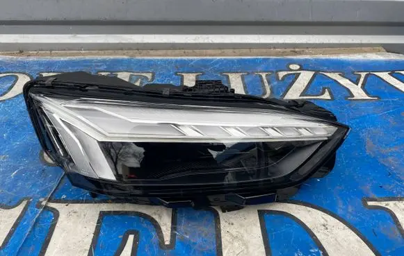 Audi A5 Headlight/headlamp 8W6941040 0301120234AB 100524121314