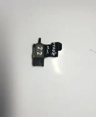 Hyundai Santa Fe Vacuum valve 351202A450
