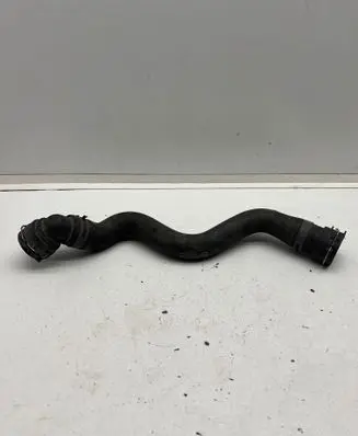 Audi A4 S4 B9 8W Engine coolant pipe/hose 8W0122101AL 8W0122101AD