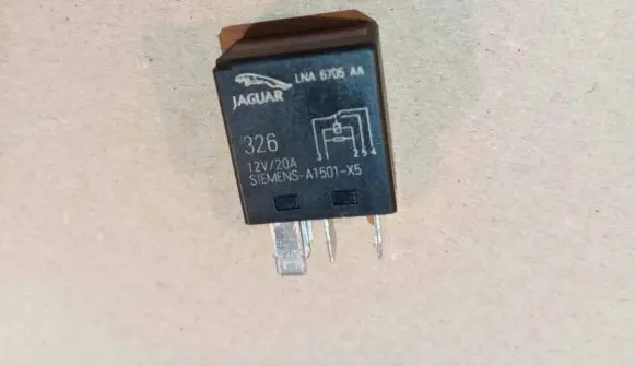 Jaguar XJ X308 Other relay LNA6705AA