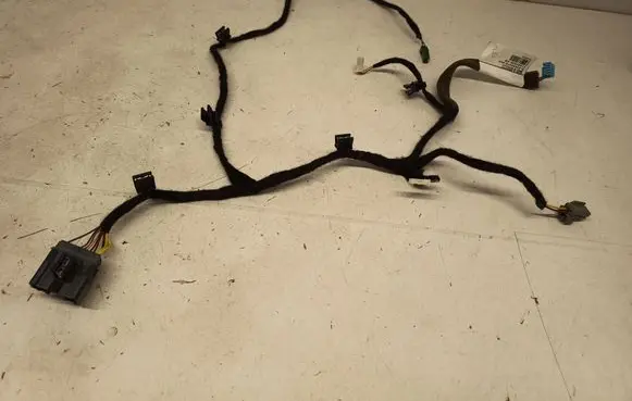 Volvo XC60 Rear door wiring loom 31667902 31667902AB 33358979