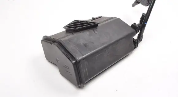 Mercedes-Benz GLC C253 Active carbon filter fuel vapour canister A0004703300