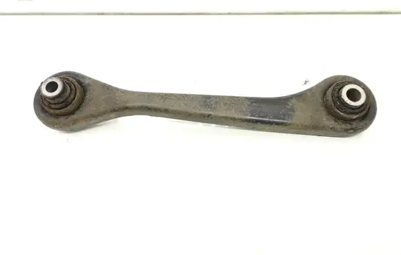 Volkswagen PASSAT B6 Rear control arm 1K0501529F
