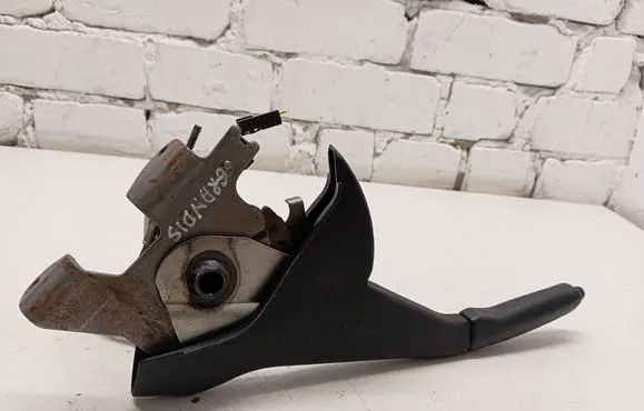 Mitsubishi Grandis Handbrake/parking brake lever assembly 