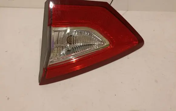Ford Fusion II Tailgate rear/tail lights DS7313A602AE