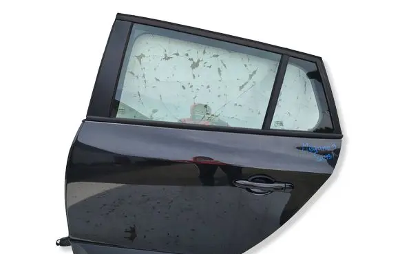 Renault Megane III Rear door 