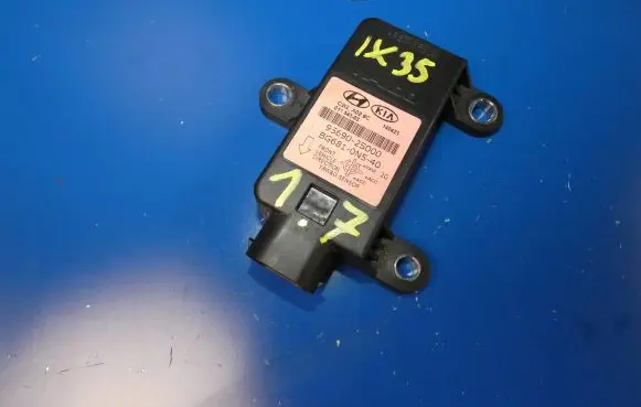 Hyundai ix35 ESP acceleration yaw rate sensor 95690-2S000 BG6810N540 01154503