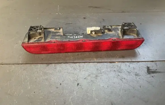 Nissan X-Trail T30 Third/center stoplight