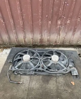 Renault Laguna I Radiator cooling fan shroud 2176411064