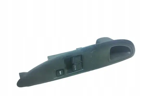 Nissan Primera Electric window control switch