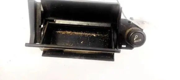 Car ashtray