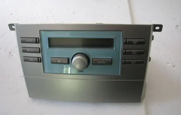 Toyota Corolla Verso AR10 Climate control unit 559000F030