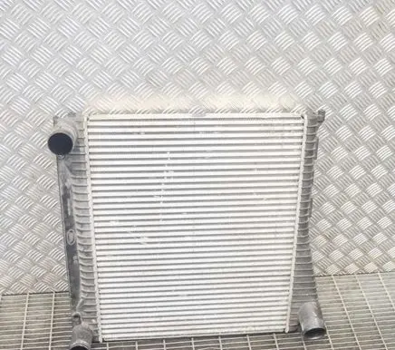 Land Rover Discovery 4 - LR4 Intercooler radiator AH329L440AB AH328T000CG
