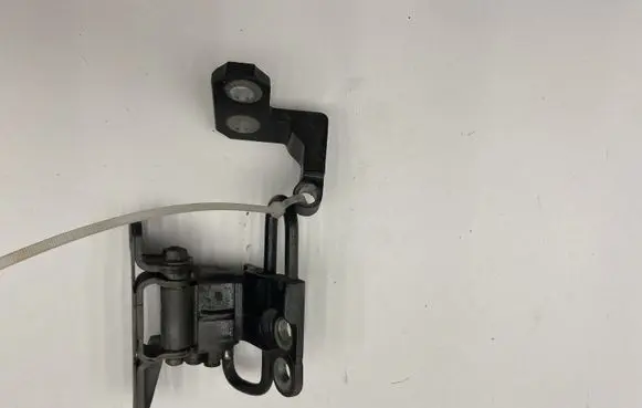 Volkswagen Phaeton Rear door lower hinge 3D4831212C