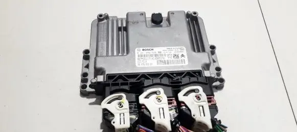 Citroen C4 II Engine control unit/module 0281030546 9807885980