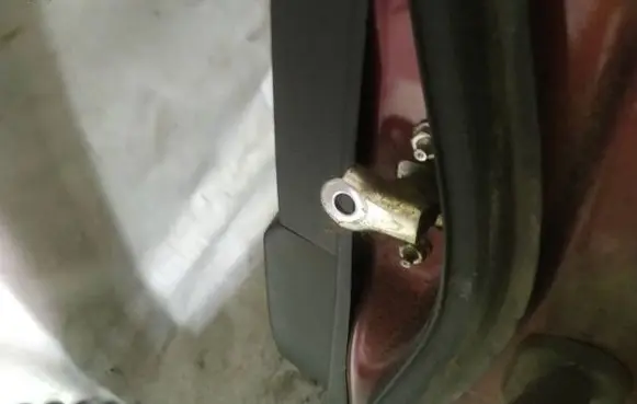 Subaru Forester SH Rear door check strap stopper