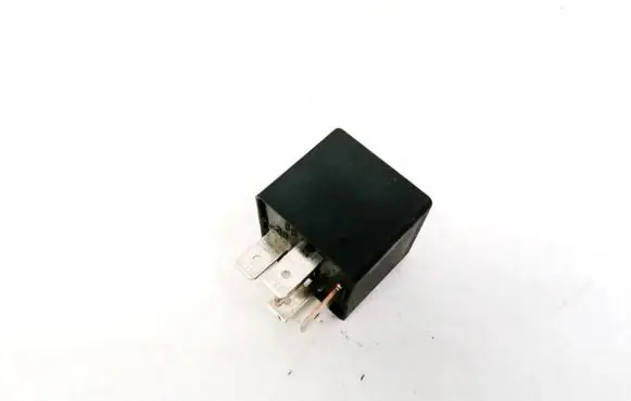 Jeep Grand Cherokee (WJ) Other relay 04848879AA 72472M