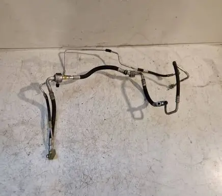 Opel Zafira B Air conditioning (A/C) pipe/hose 13251733
