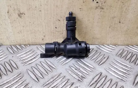 Volkswagen Tiguan Clutch pipe/line 1K0721468A