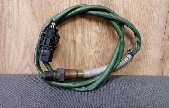 Mercedes-Benz E A207 Lambda probe sensor 0065422718 A0065422718