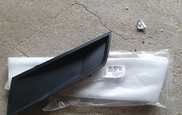 Skoda Superb B8 (3V) Front bumper lower grill 3V08073689B9