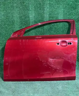 Volvo V40 Front door