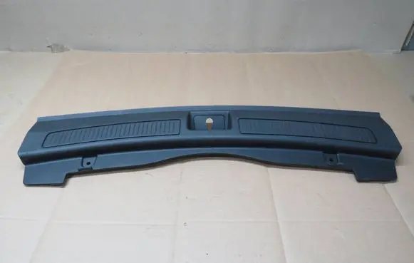 Opel Insignia B Tailgate/boot lid lock trim 13487498 39009999 LF94