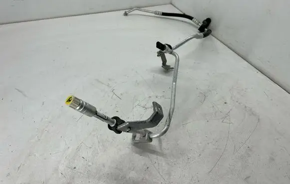 Dodge Hornet Air conditioning (A/C) pipe/hose 00505643900 68308722AA