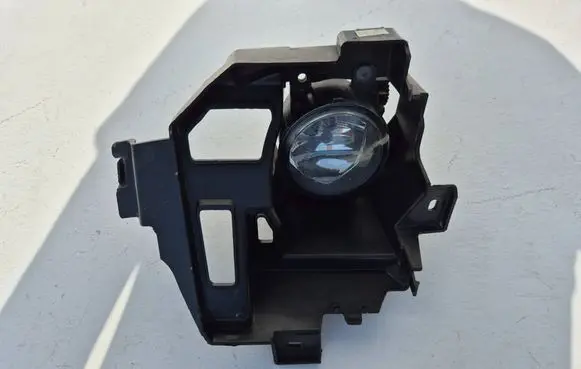 Citroen Berlingo Fog light bracket 9816770480