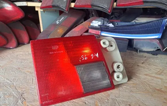 Audi A6 S6 C4 4A Rear/tail lights 4A0945093 145591