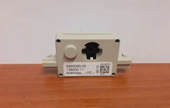 BMW X6 E71 Aerial antenna amplifier 6990090 12518