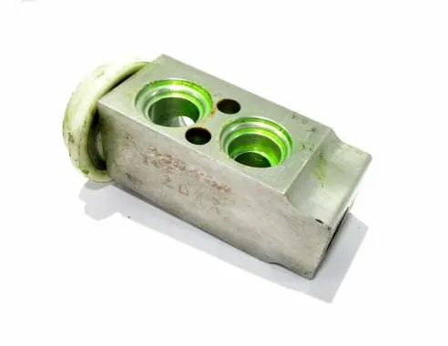 Hyundai Tucson JM Air conditioning (A/C) expansion valve T416230621
