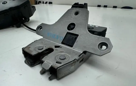 Volvo XC60 Tailgate/trunk/boot lock/catch/latch 31253170