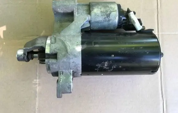 Audi A4 S4 B8 8K Starter motor 03L911021