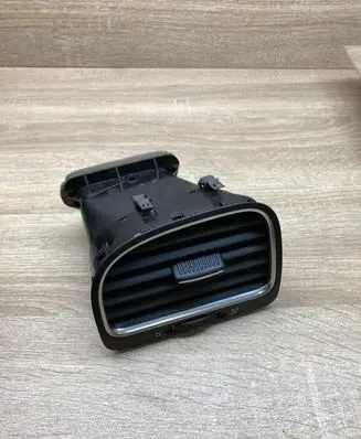 Volkswagen Golf VI Dash center air vent grill 5K0819703K 5K0819709D