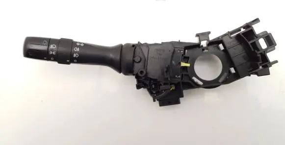 Toyota Verso Indicator stalk 0520017F421