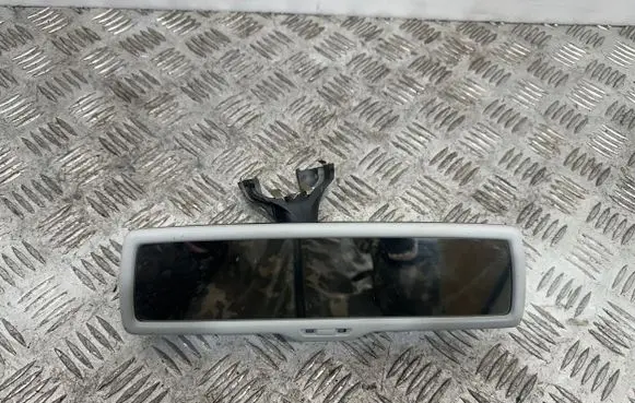 Volkswagen Tiguan Rear view mirror (interior)
