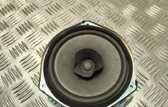 Mazda 2 Rear door speaker DG4066960 07318C2