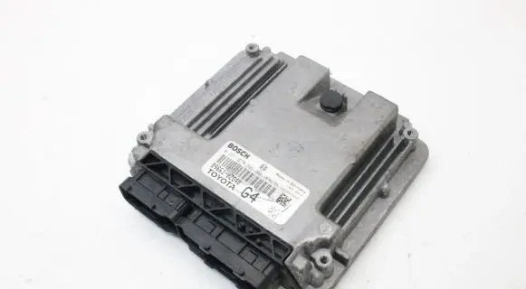 Toyota Auris E180 Engine control unit/module 896610ZG40 0281019302
